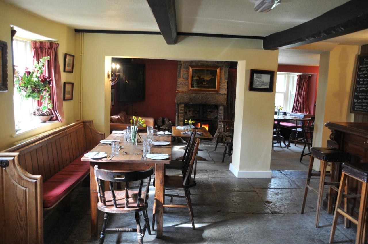 The Red Lion Inn Babcary Экстерьер фото